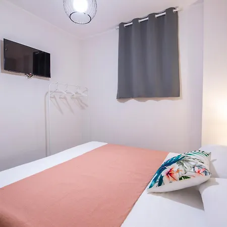 Maison Aphrodite Panzió 4*