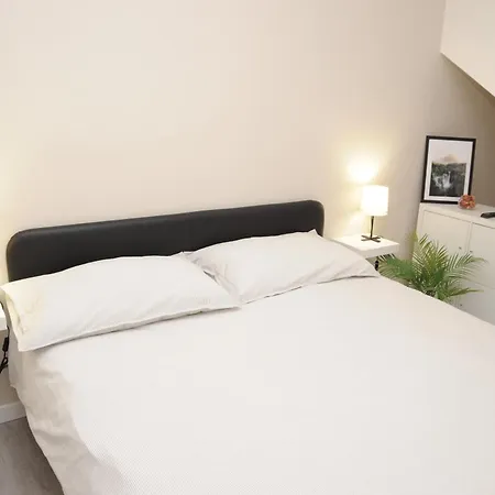 Maison Aphrodite Bed & Breakfast *