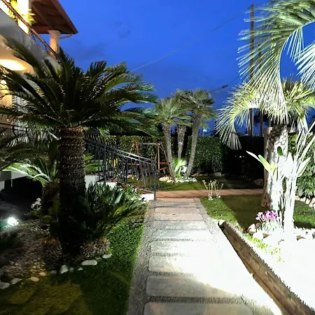 Maison Aphrodite Bed & Breakfast