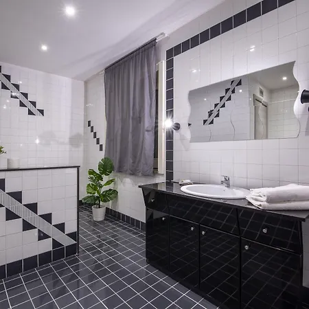 Maison Aphrodite Bed & Breakfast