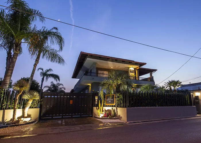 Bed and Breakfast Maison Aphrodite 4*